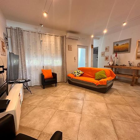 Il Don Minzoni 98 "Casa Vacanze" Лидо Ди Камайоре Екстериор снимка